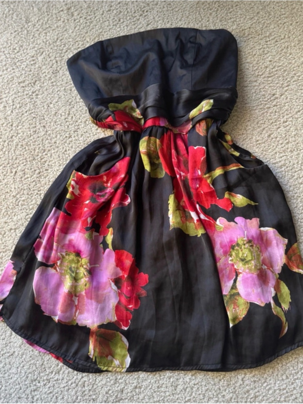 Vintage tube Wet Seal Black Strapless Dress with Pink & Red Floral 2000s y2k